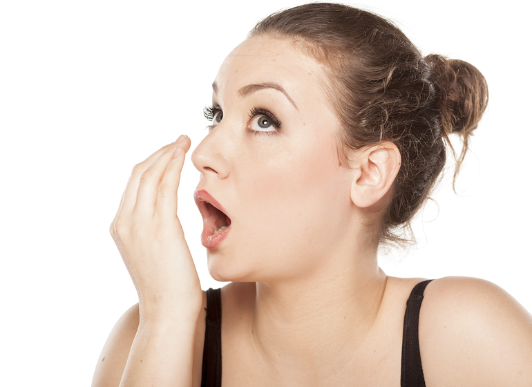 Bagaimana Cara Menghilangkan Bau Mulut?